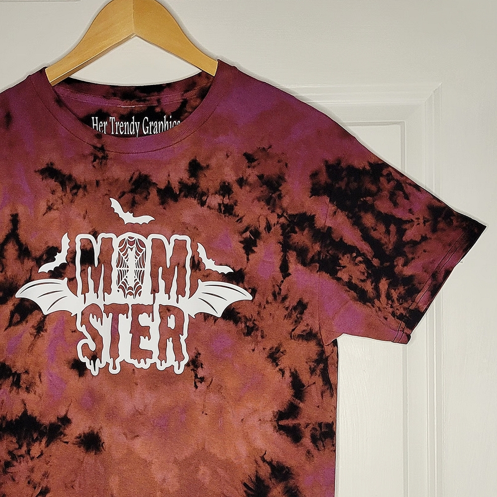 NWT Momster T-shirt
